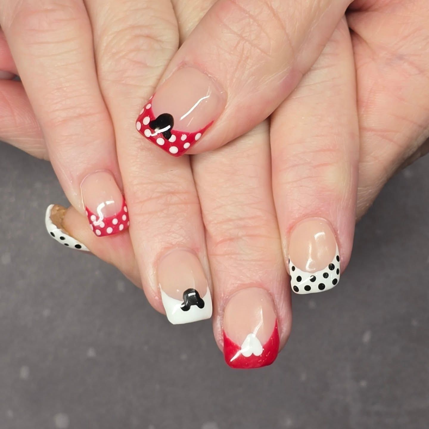sasconails 1747776187 3636932723828609607 67157556461